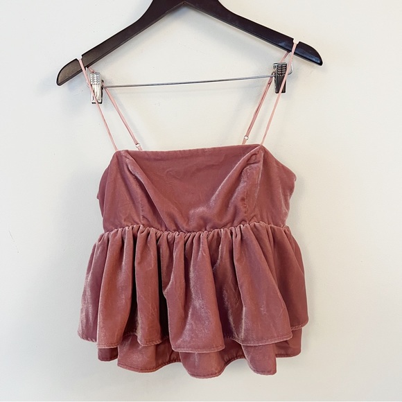 Urban Outfitters Tops - Urban Outfitters Rose Pink Metallic Tiered Ruffle Spaghetti strap Tank Top Sz M